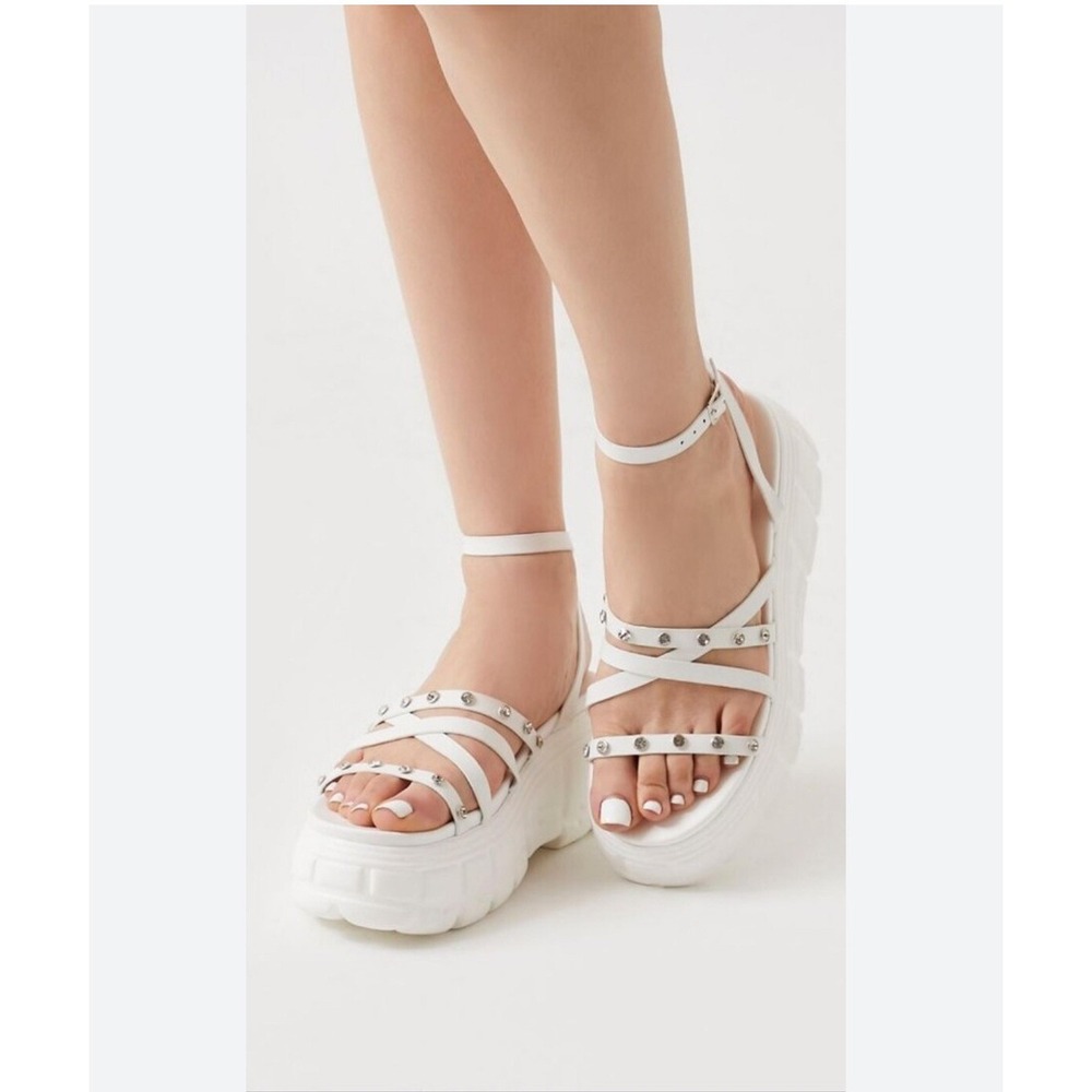 So Me Sandals Womens 7 White Platform Chunky Lug Strappy Flip Flop Bling Studded